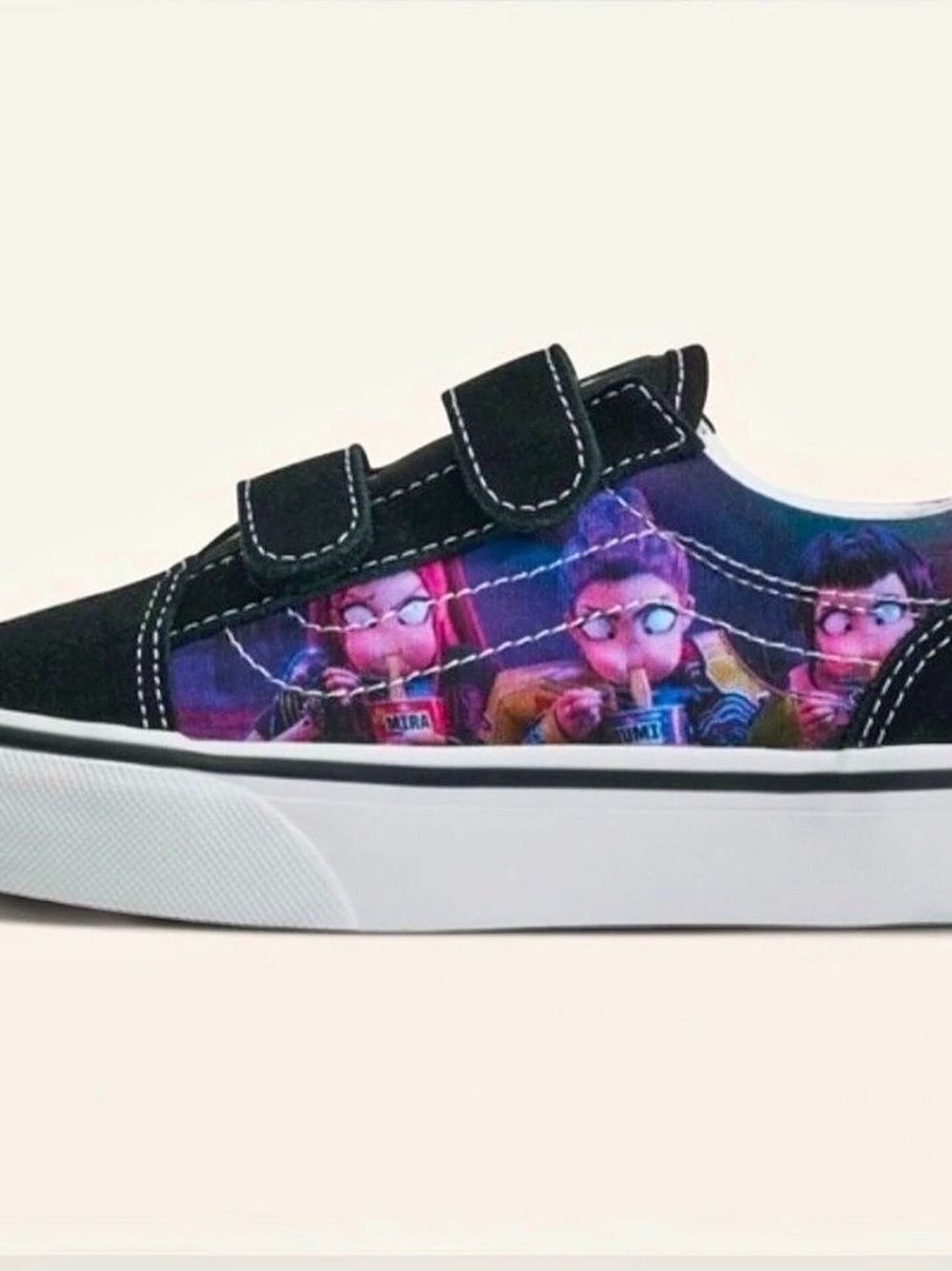 Vans KPop Demon Hunters x Vans Old Skool - new in box, SZ 2